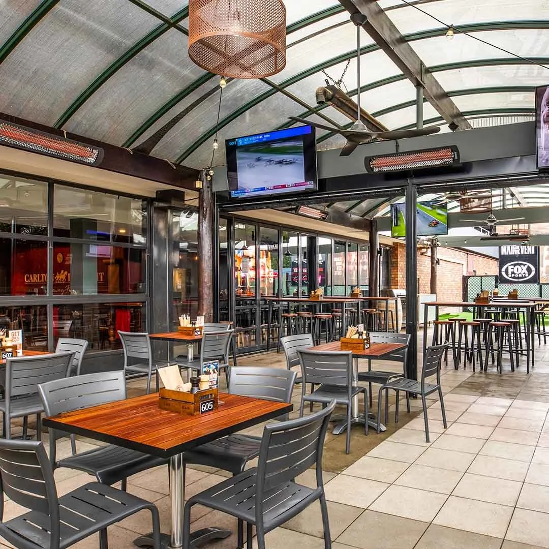 Manhattan Hotel, Ringwood, VIC