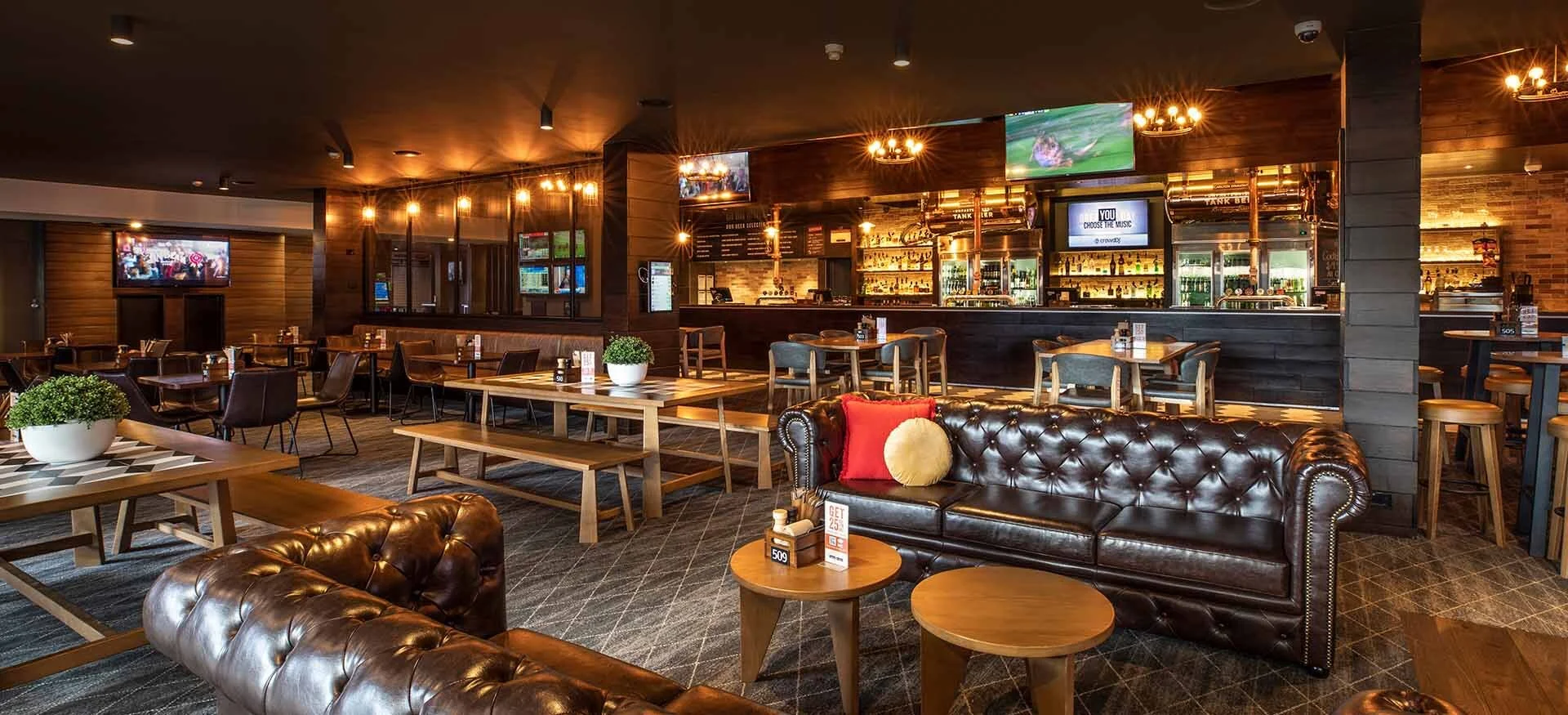 Manhattan Hotel, Ringwood, VIC