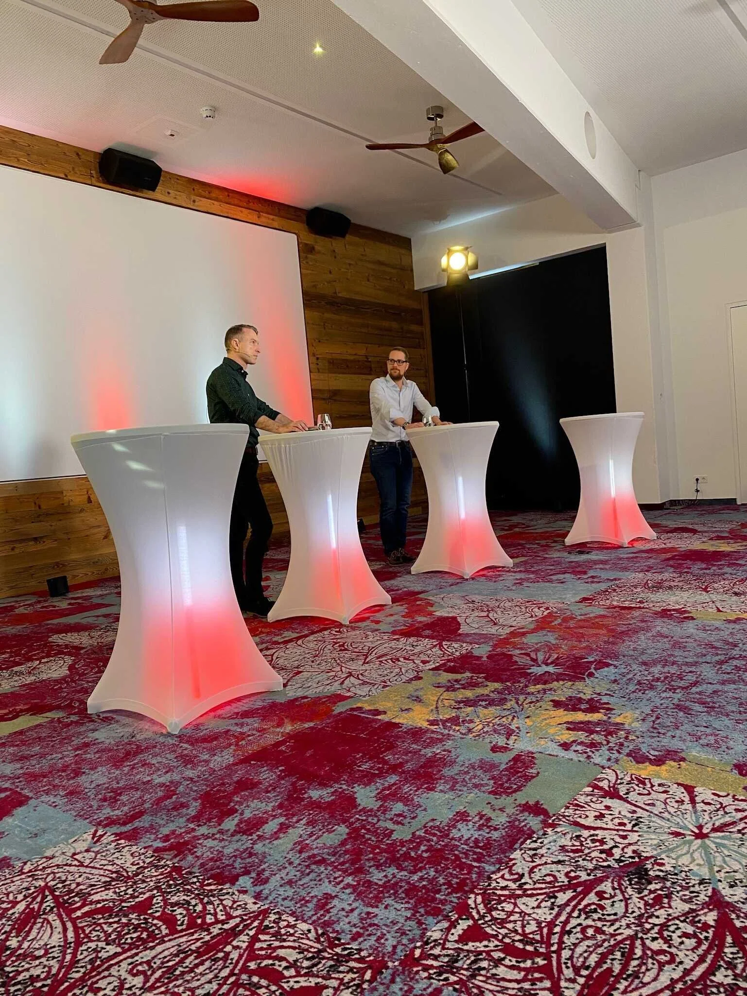 Von links nach rechts: Udo Gündermann (Chief Information Officer) & Maximilian Rabl (Chief E-Commerce Officer)