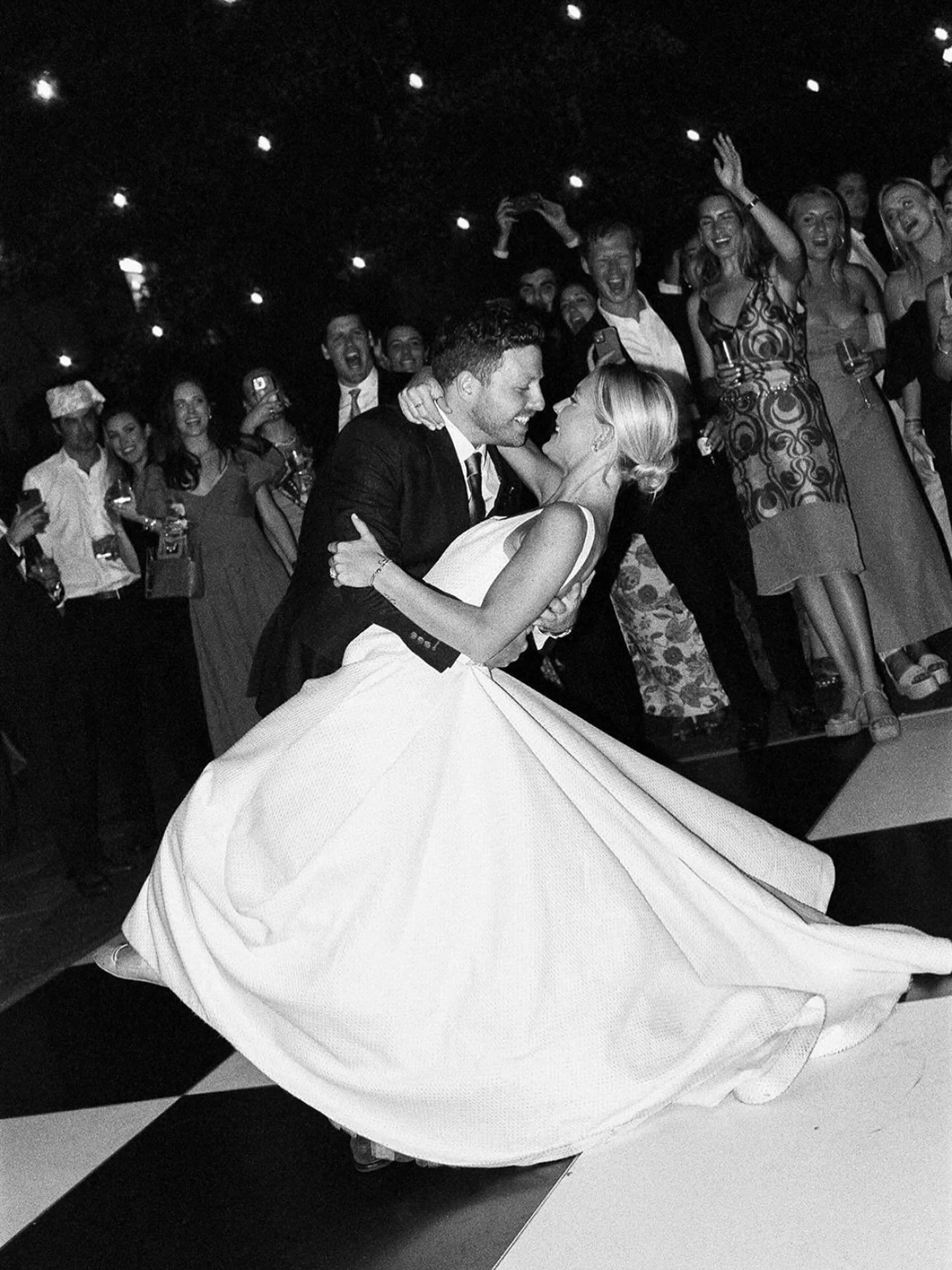 All the Friday feels as we head into the weekend! 💃