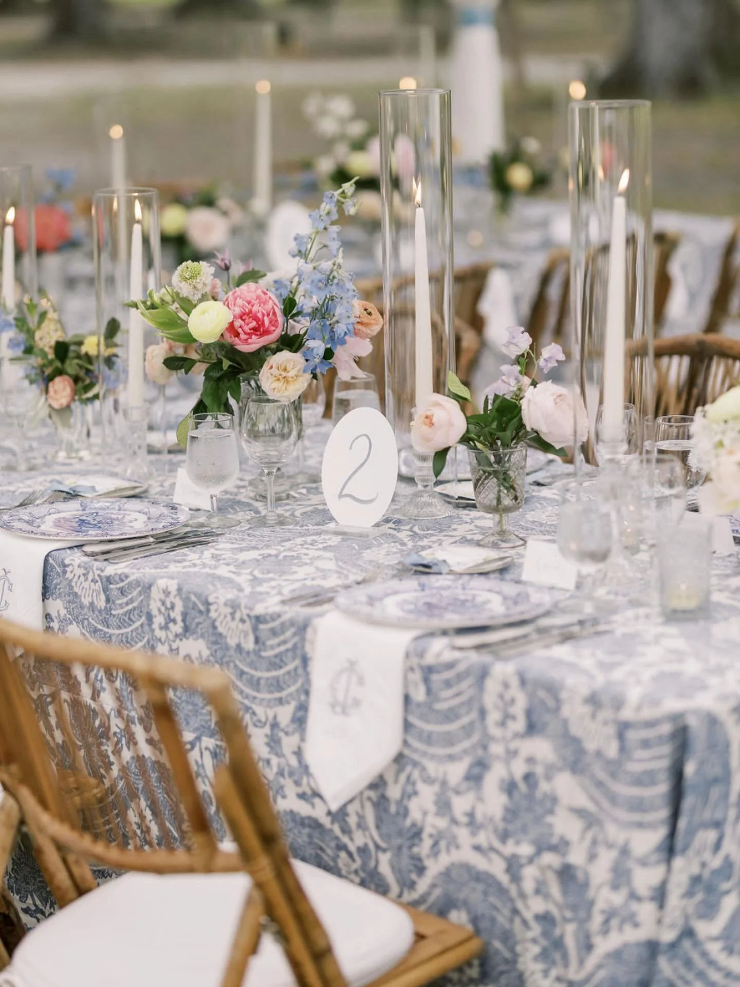 Just waiting for the guests to arrive 💙