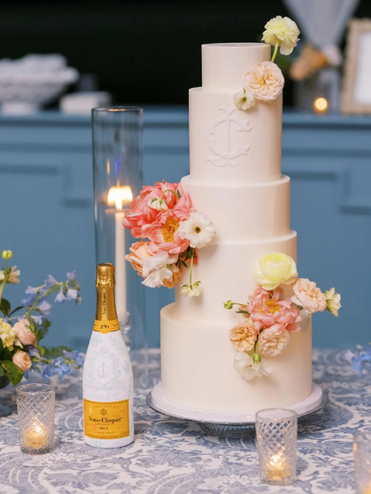 Pop the bubbly and eat all the cake - Happy Valentine&rsquo;s Day! 💗