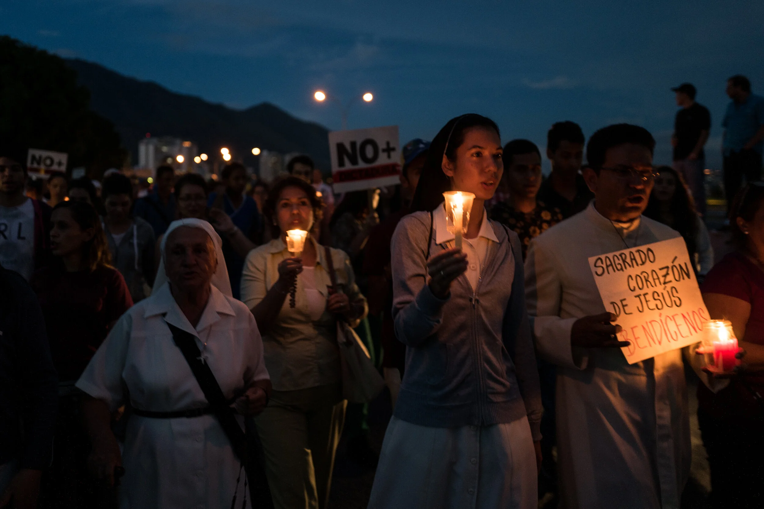 LukeCody_Caracas_Venezuela-18jpg.jpg