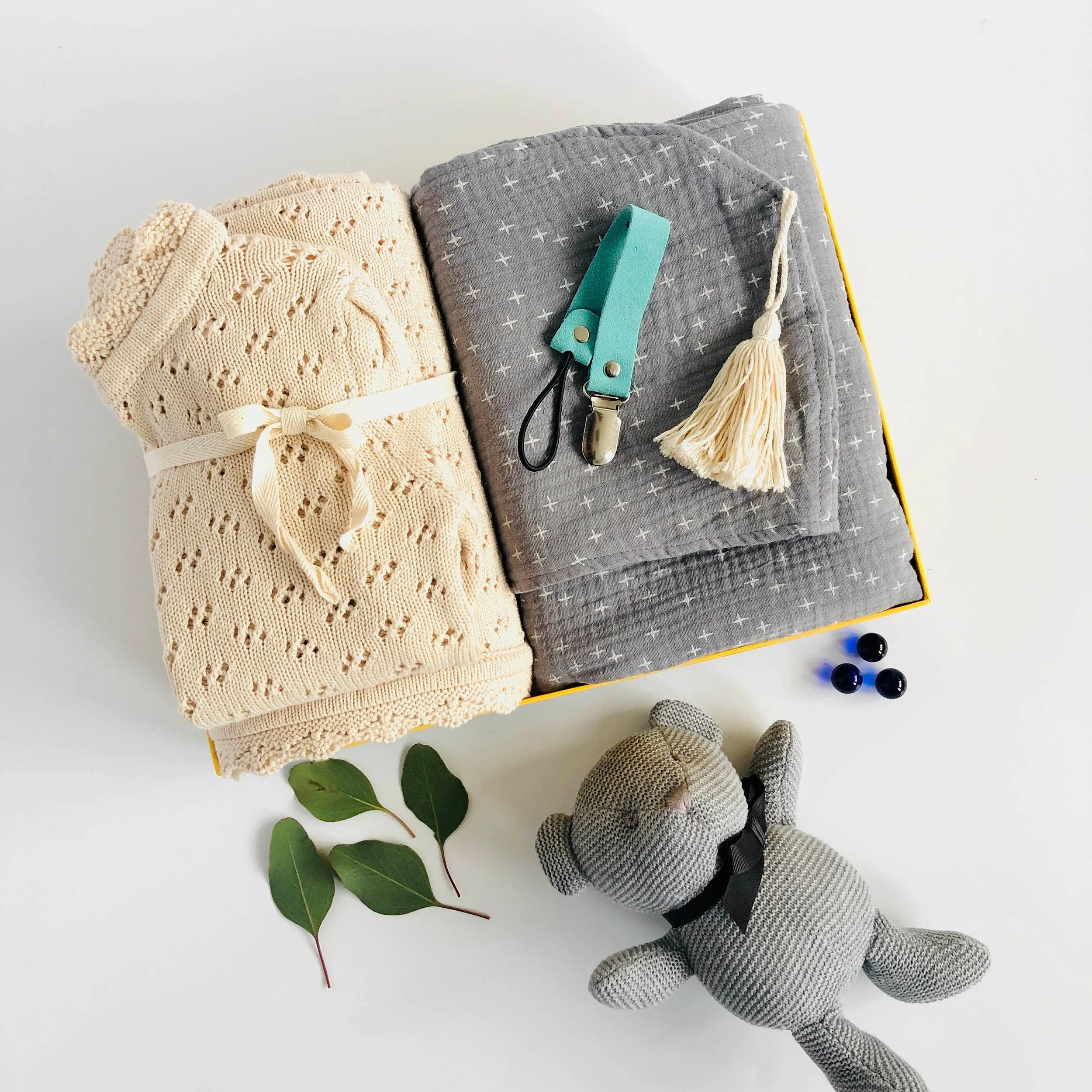 Modern New Baby Gift Hampers Luxury Baby Gift Sets OOji baby UK