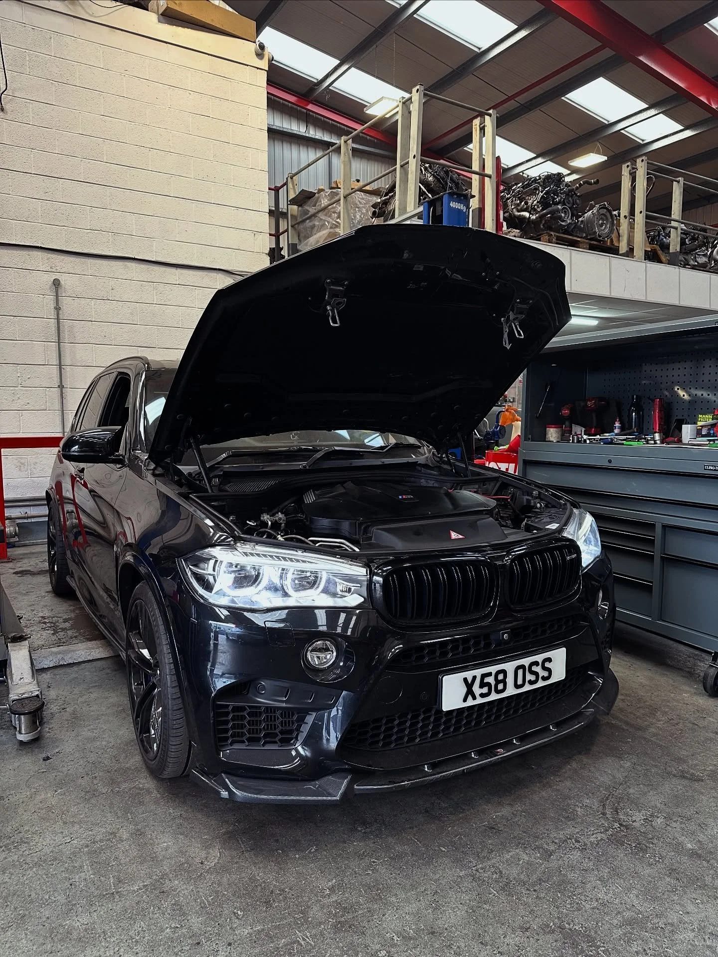 BMW X5M F85 S63B44 in for valve stem seals and ACL Racing rod bearings upgrade. 
To book an appointment give us a shout 😉
📱 07809350024
☎️ 01708 804945
📧 info@gndmotors.co.uk
#gndmotors #bmw #bmwx5m