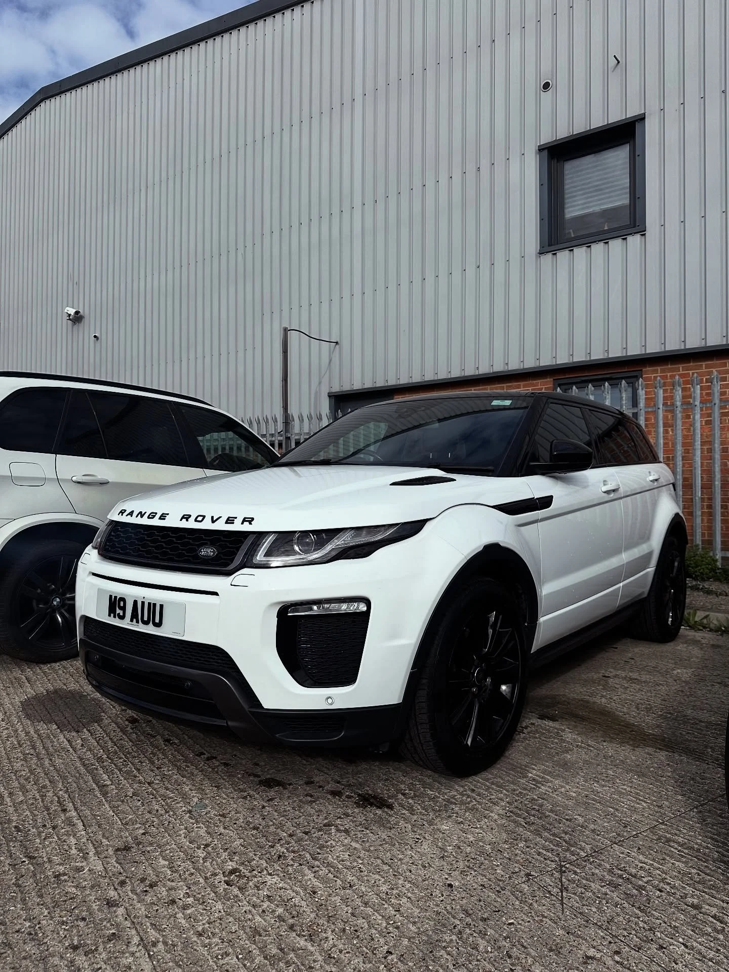 Range Rover Evoque 204DTD engine reconditioning and also fitted with refurbished turbo.
#gndmotors #landrover #jaguar #injenium