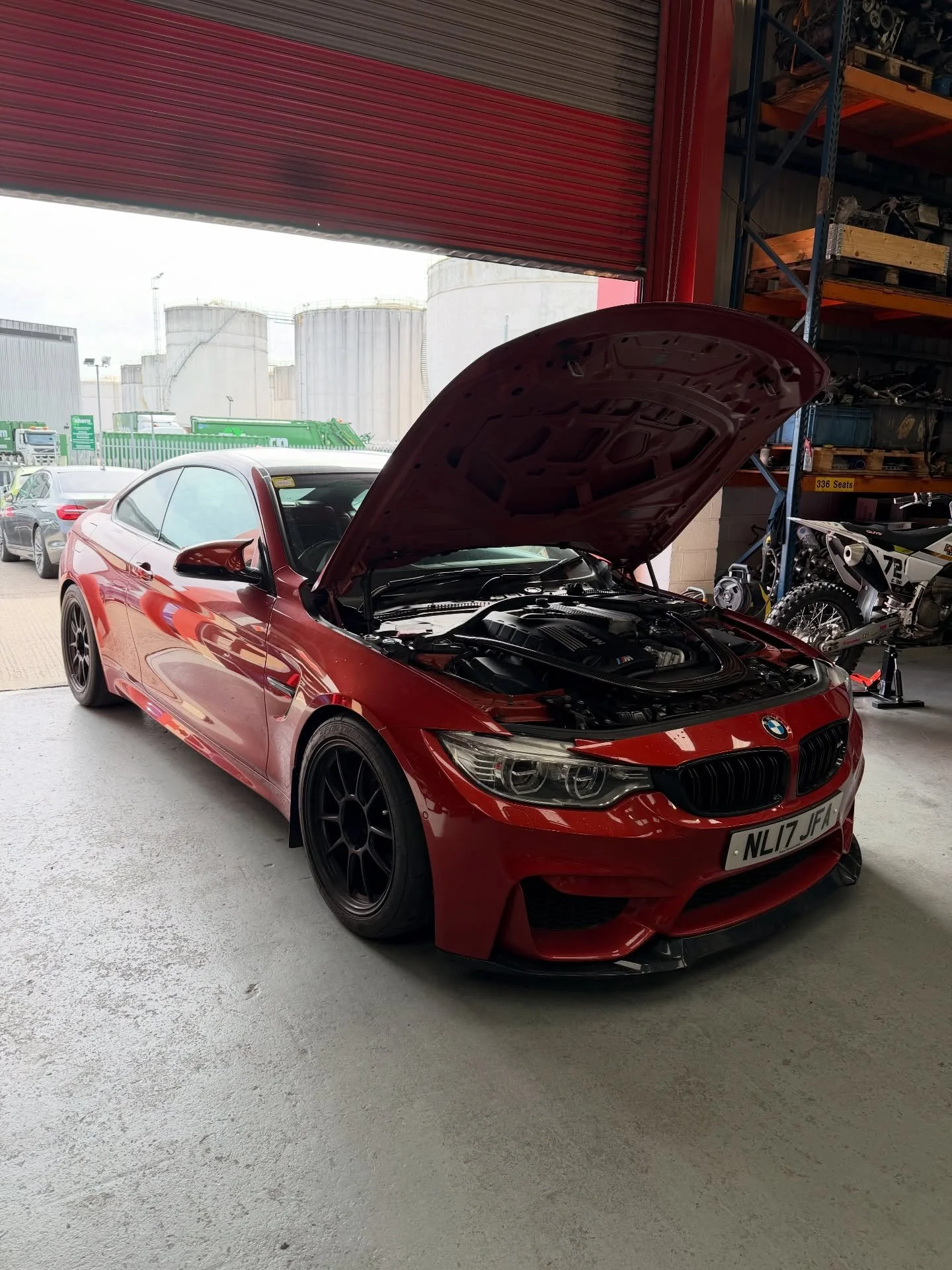 Another M4 S55 powered car came out the door fitted with our forged engine 💪

@italian_rods_pistons piston and rods 💪
@vacmotorsports supplied us with ARP 625+ head studs 
@aclraceseries rod and main bearings

Thanks to the owner @dannydb_m4 for tr