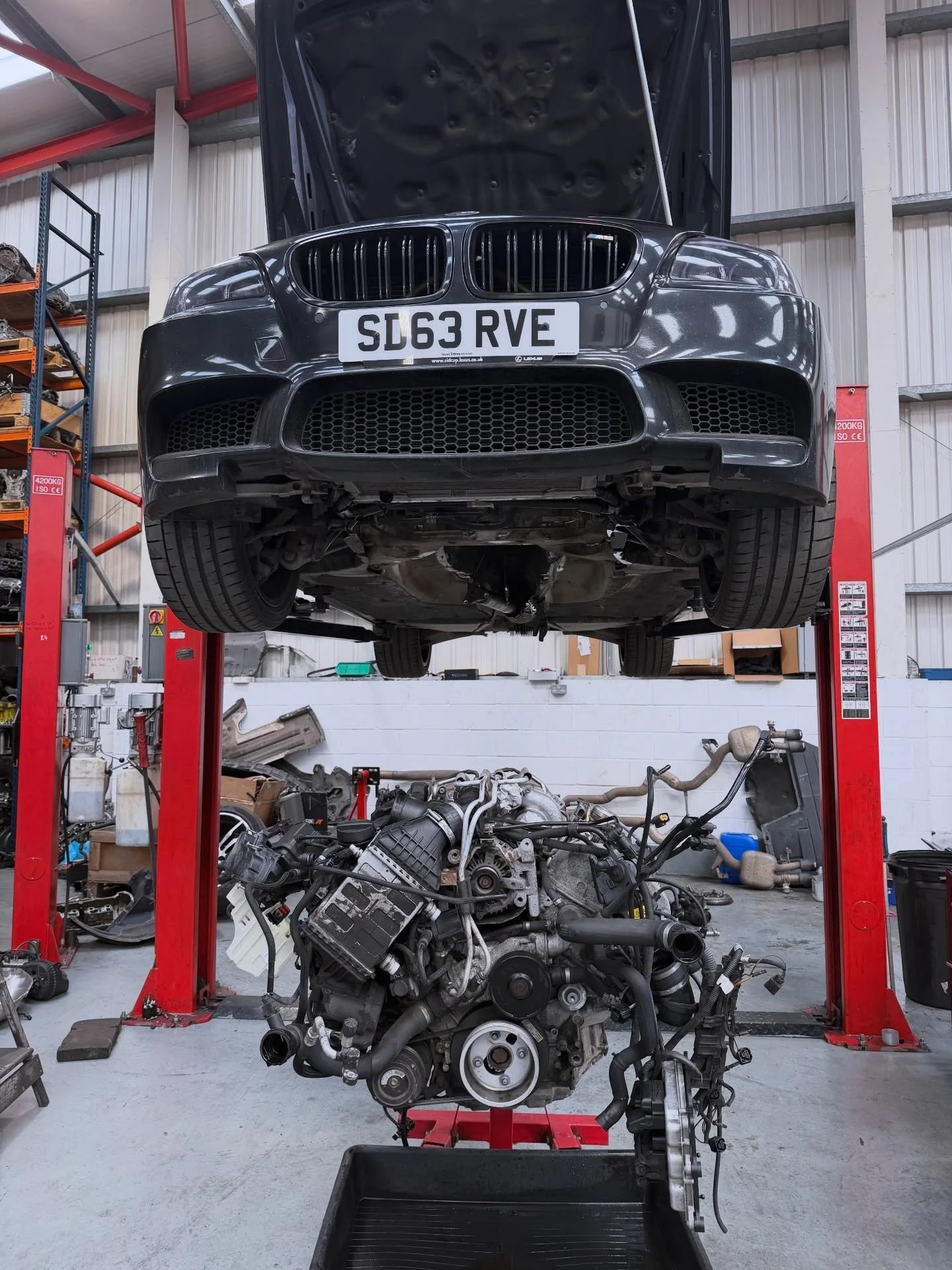 BMW M5 F10 Was in for a preventative maintenance! #gndmotors 

What&rsquo;s included?

1.ACL Rod bearings
2.Valve stem seals
3.New genuine rocker cover gaskets 
4.New genuine lower and upper oil sump gaskets 
5.Motul 5w40 oil and oil filter
6.Fresh c