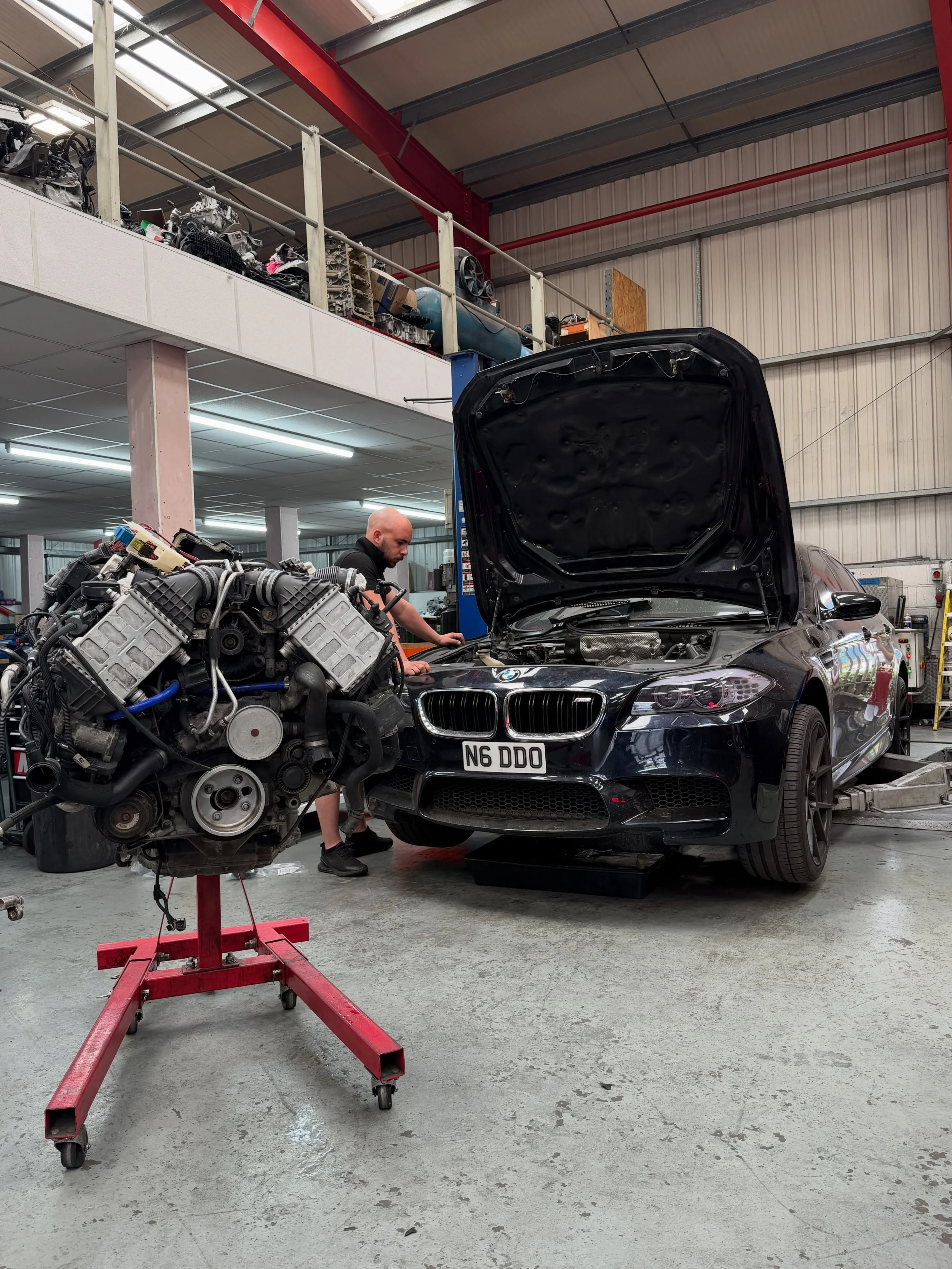 BMW M5 F10 Was in for preventative maintenance.

1.Valve stem seals
2.ACL Racing rod bearings 
3.Engine oil change @motul_uk 

Give us a call or email to book yours 👊

📱+447809350024
☎️ 01708 804945
📧 info@gndmotors.co.uk

#gndmotors #bmwm5f10 #bm