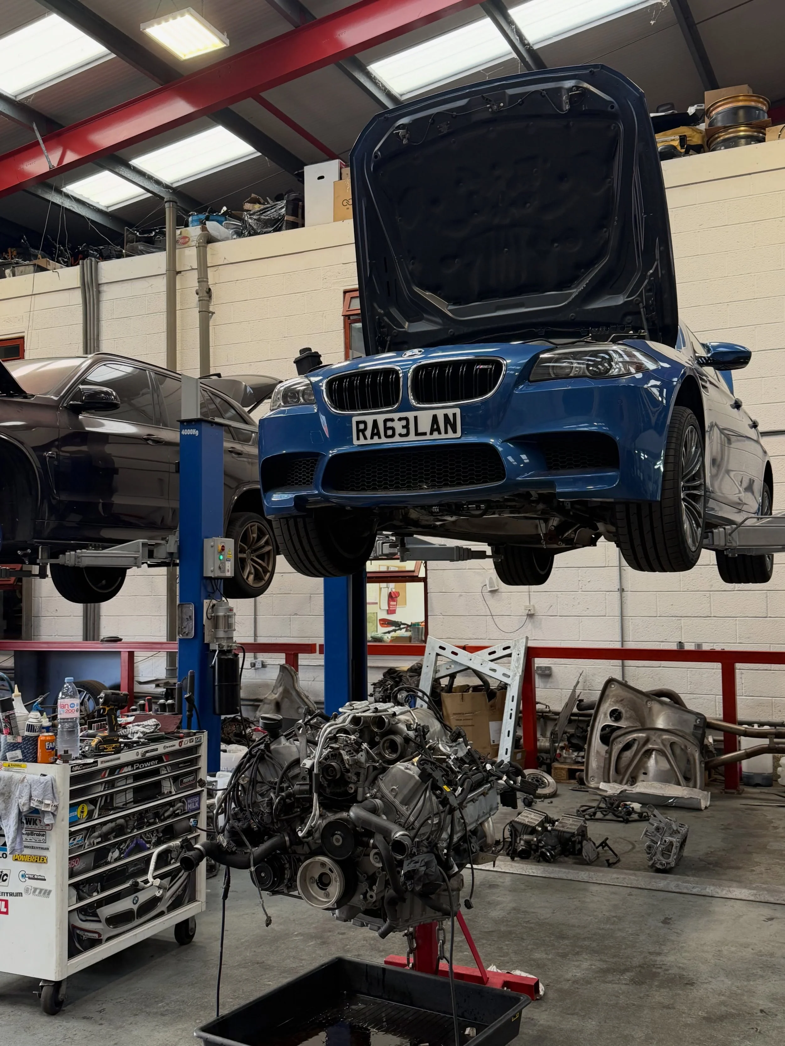 BMW M5 F10 S63B44 V8 twin turbo was in for bank 1 cylinder head replacement.

Be careful where you getting any work done on your M car! A little things missed or done incorrectly can cause big damages and this car it&rsquo;s a simple example!

#gndmo