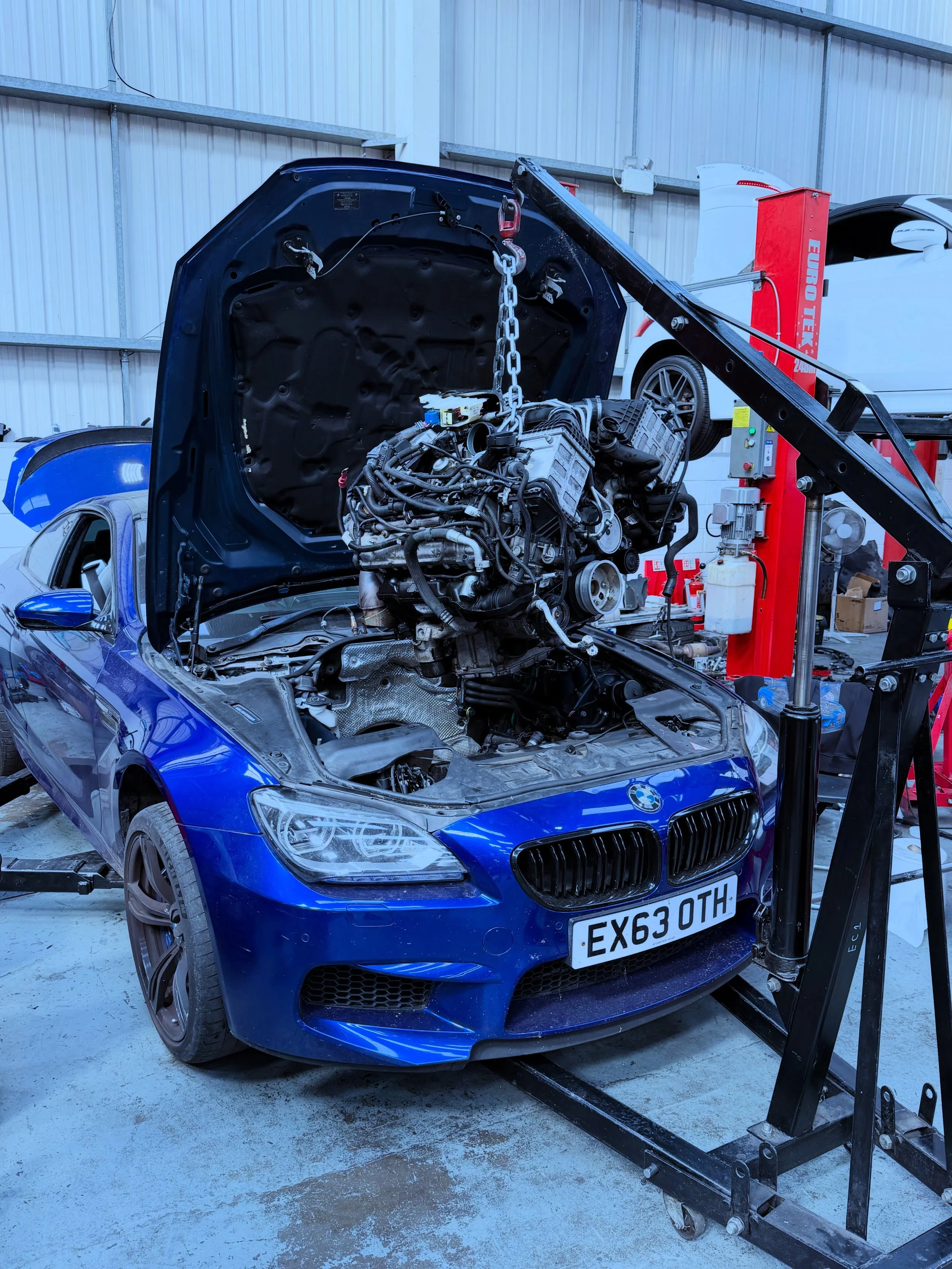 BMW M6 F13 4.4 V8 S63B44 engine reconditioning ☑️.

#gndmotors #bmwm6 #bmwv8power #bmws63engine #bmwmpower