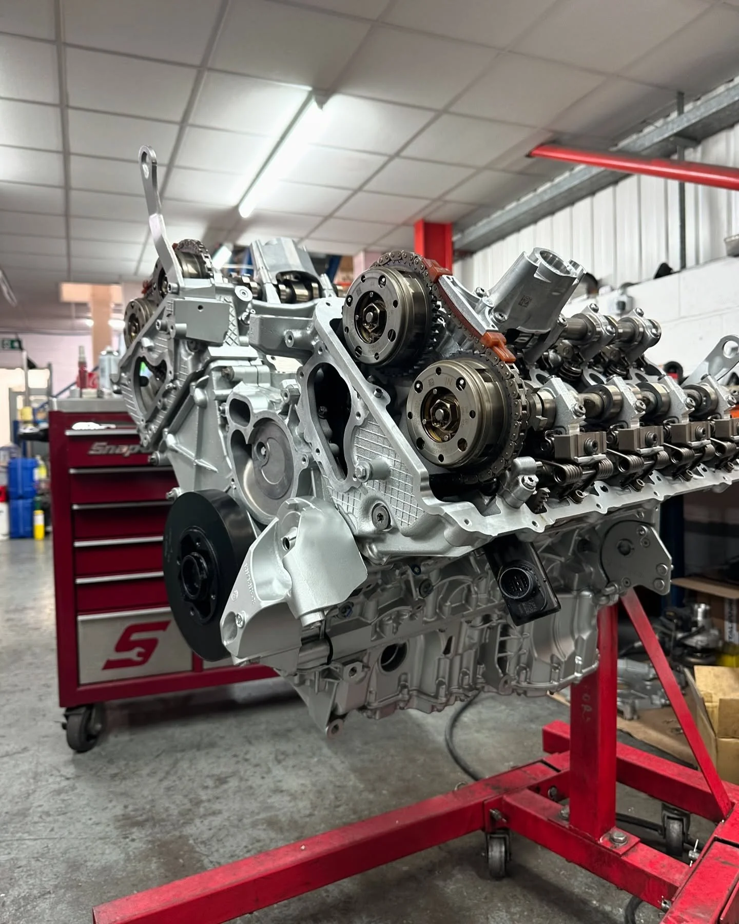 BMW Reconditioned Engines, BMW Engine Rebuild, BMW S63 Engines, BWM M5 Engine, BMW Engine Replacement