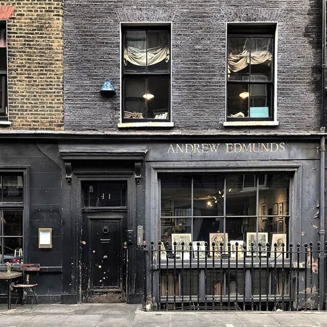 Andrew Edmunds is a true &quot;old Soho&quot; hidden gem, perfect for a cosy candlelit dinner when the time is right. 
You can, however, still find it on D&eacute;j&agrave; Vu and save it for later.
📸: @millykr