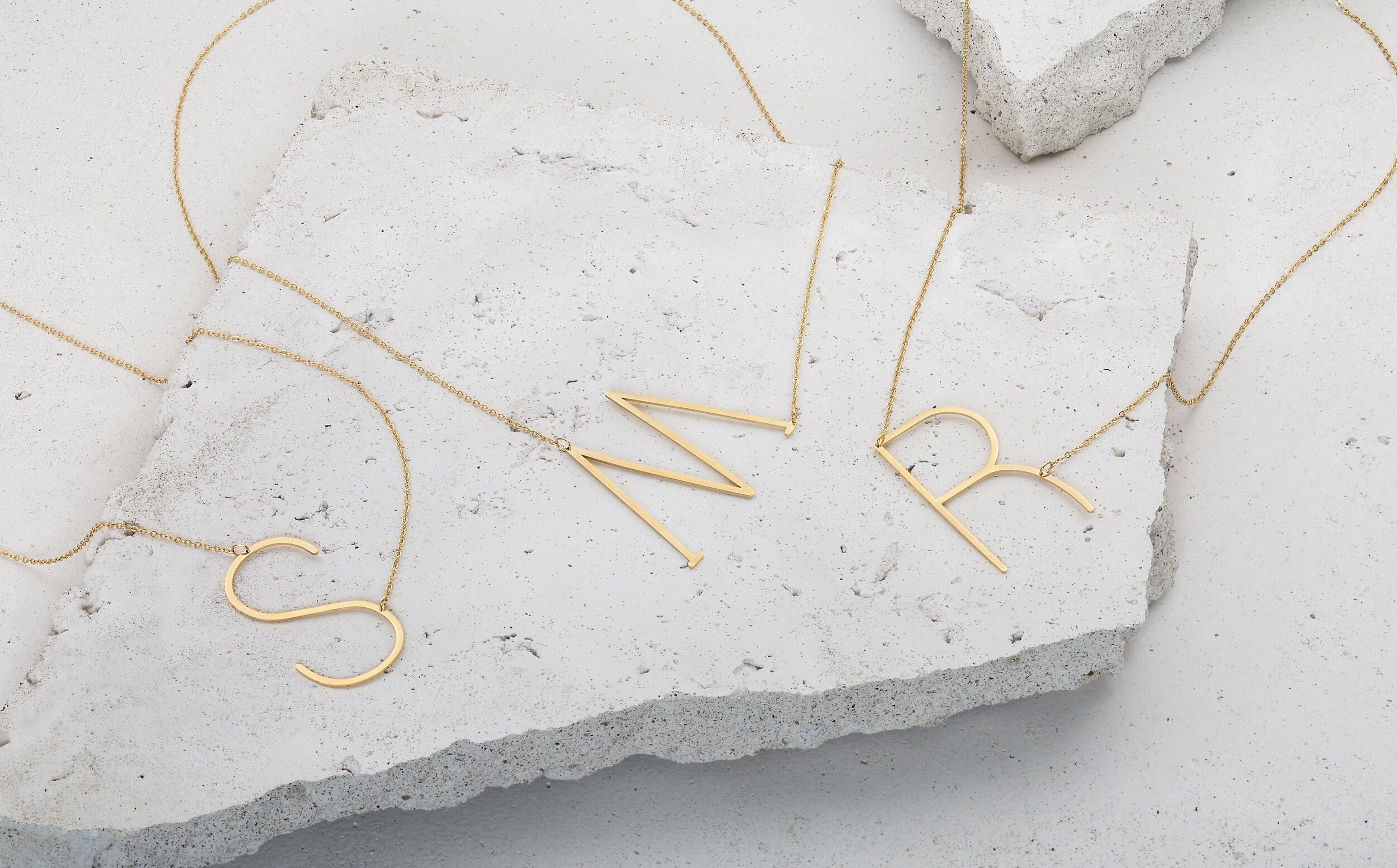 Leo &amp; Mila Large Initial Letter "P" Necklace