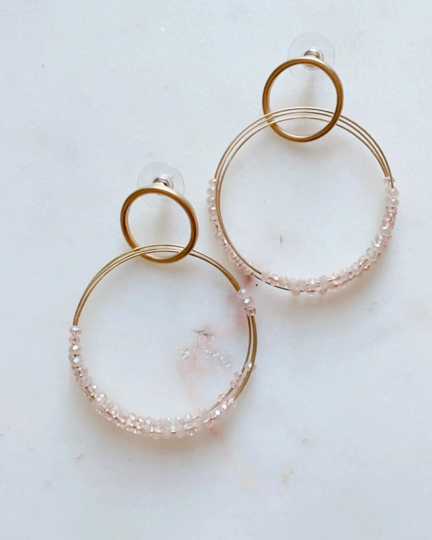 ED5369A0-4FF4-4CA6-AF57-57588185FCD5