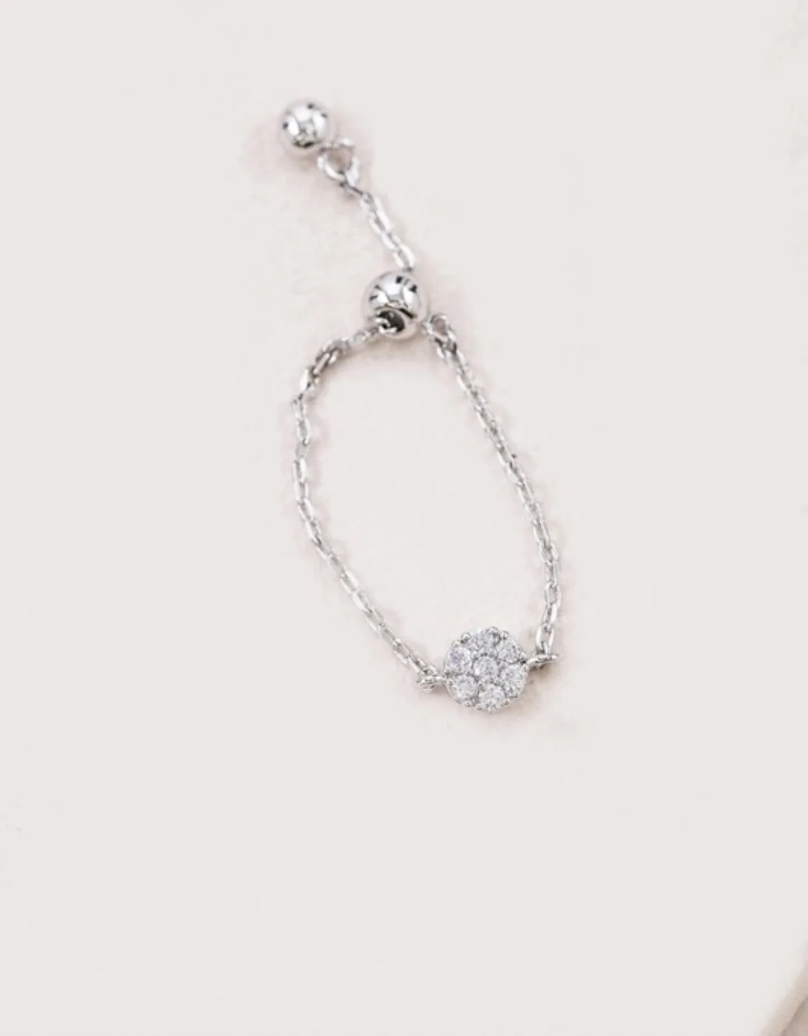 0FC33BE8-C375-48B4-B765-6344DBB5C67B