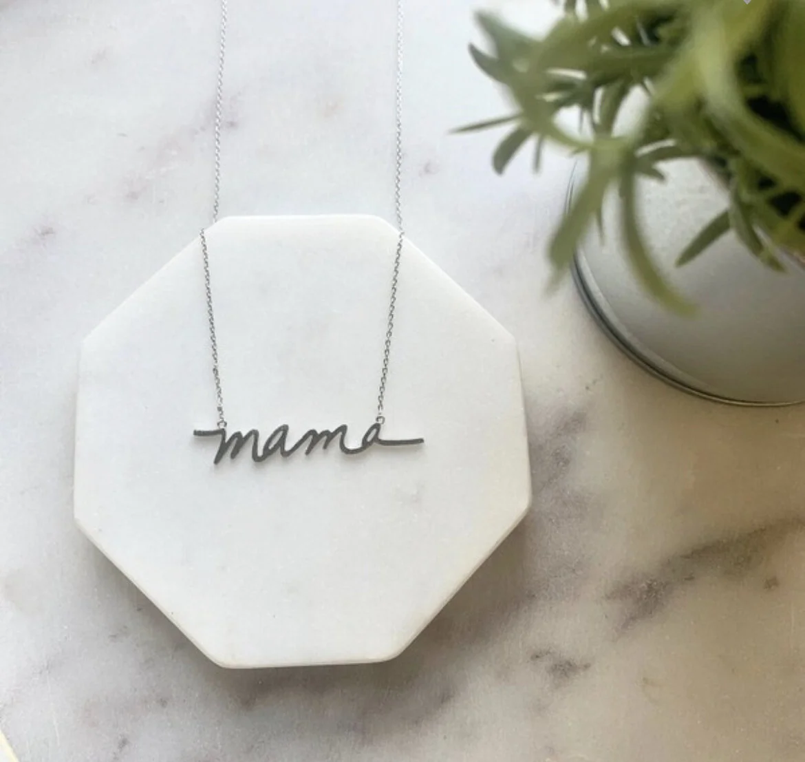 7C1C53F8-016E-4552-952C-979D24C7989A