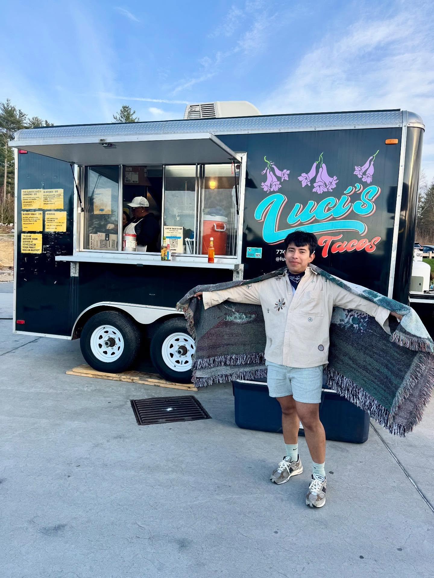 We LOVE it when You LOVE our TACOS 🫶 
.
.
Come through for TACOS 🌮 ALL DAY SUNDAY @treehousebrewco 
.
.
#lucistacos #tacos #carnitas #tacotruck #foodtruck #brewery #beer  #musicfestival #sundayfunday #sundayvibes #weekendvibes #goodvibes #deadhorse