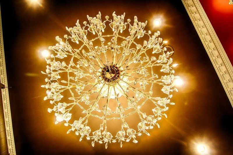 chandelier.jpg