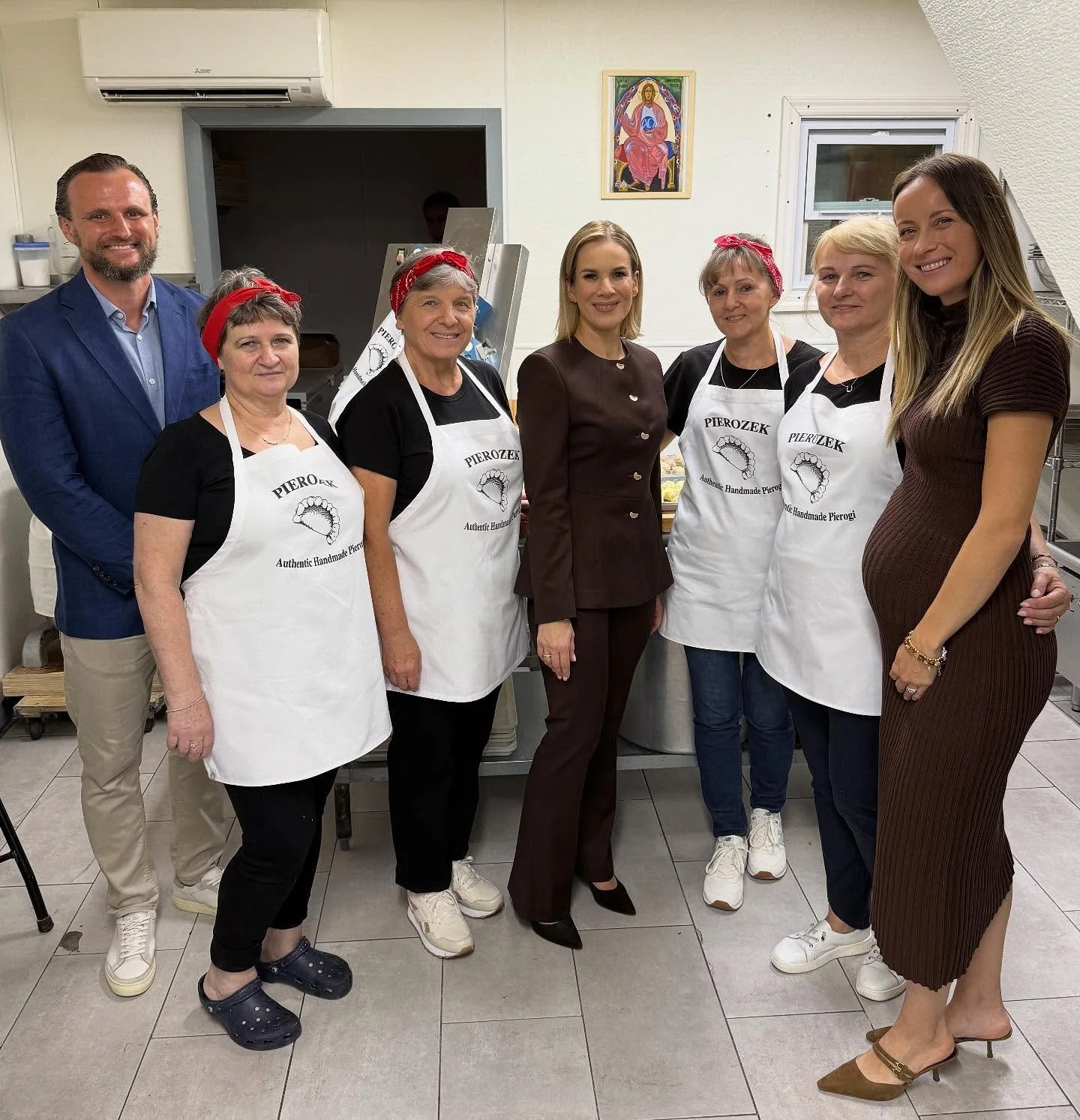 A truly special moment for us at Pierozek this past week was welcoming the First Lady of Poland, @marta_nawrocka_ to our home of pierogi and Polish tradition here in New York City. 

We were honored to share how we continue to celebrate our Polish ro