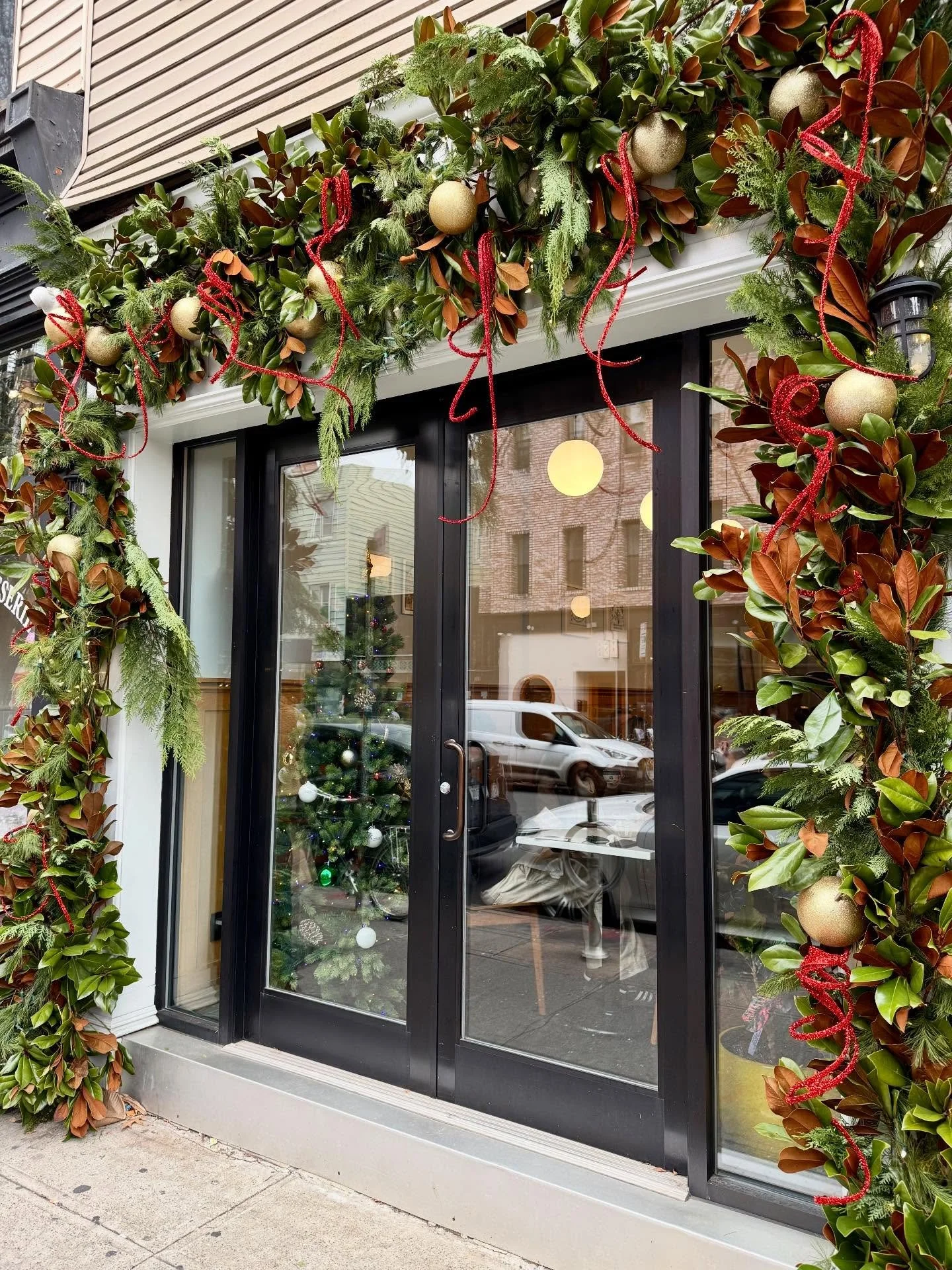 Holiday-ready and feeling festive thanks to the beautiful blooms from @ehskyflowers! Step into the season with us this December for cozy vibes, good cheer, and the best pierogi in Greenpoint&mdash;and frankly, NYC 😉🥟🎄

#pierożek #pierozek #pierogi