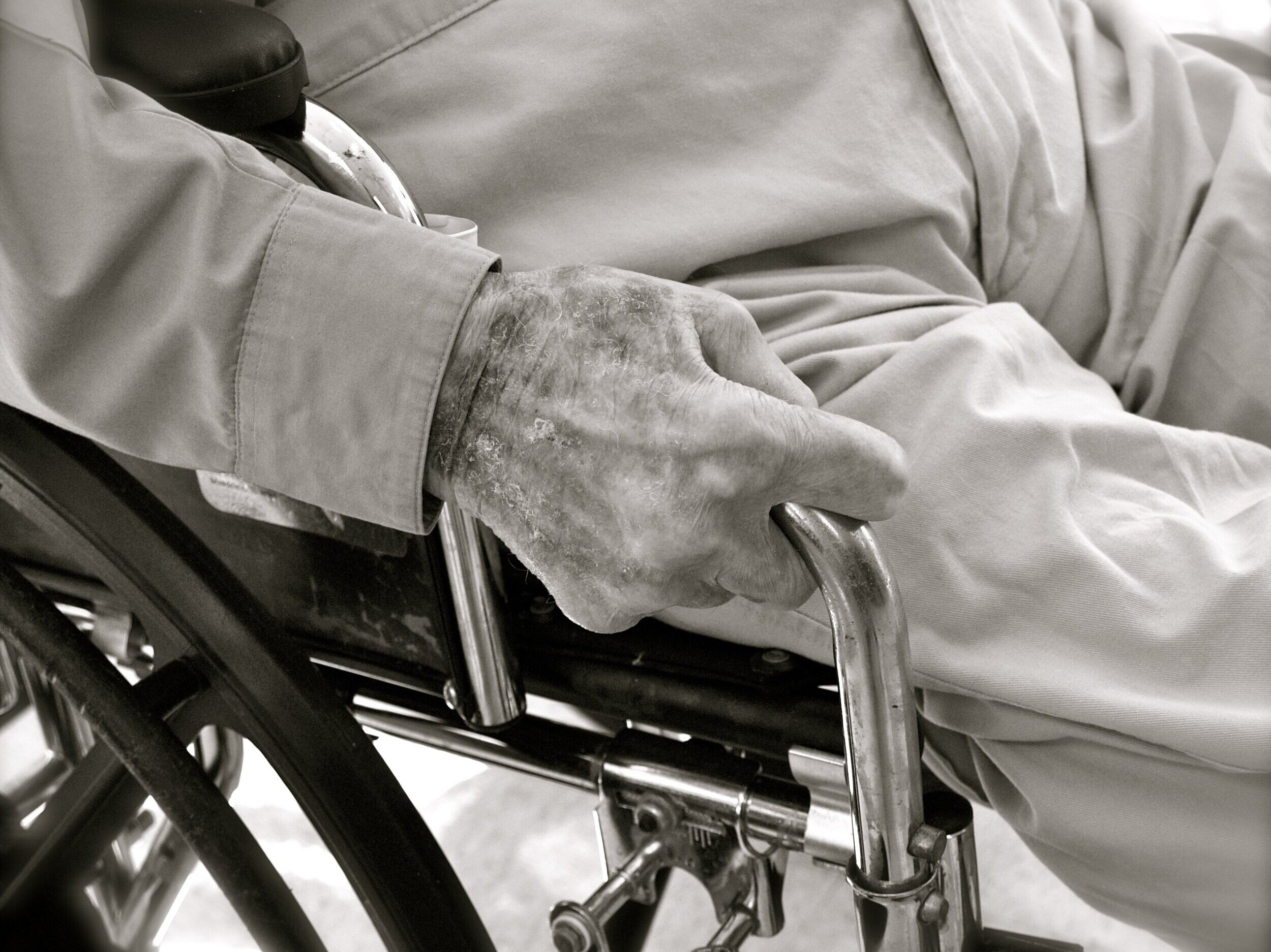 aging-2379003.jpg
