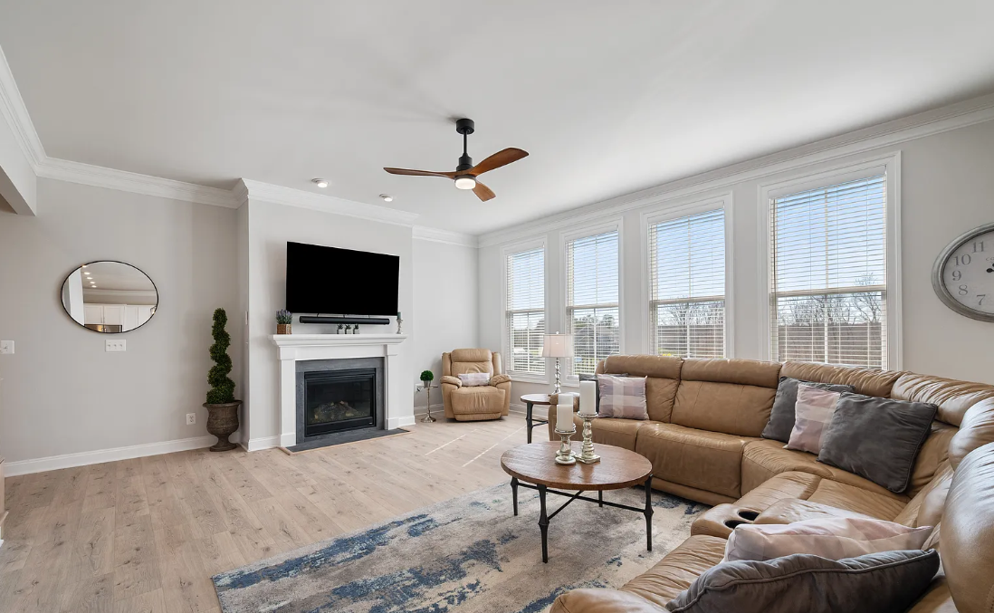 Who is the best realtor for luxury home buyers in Keswick?