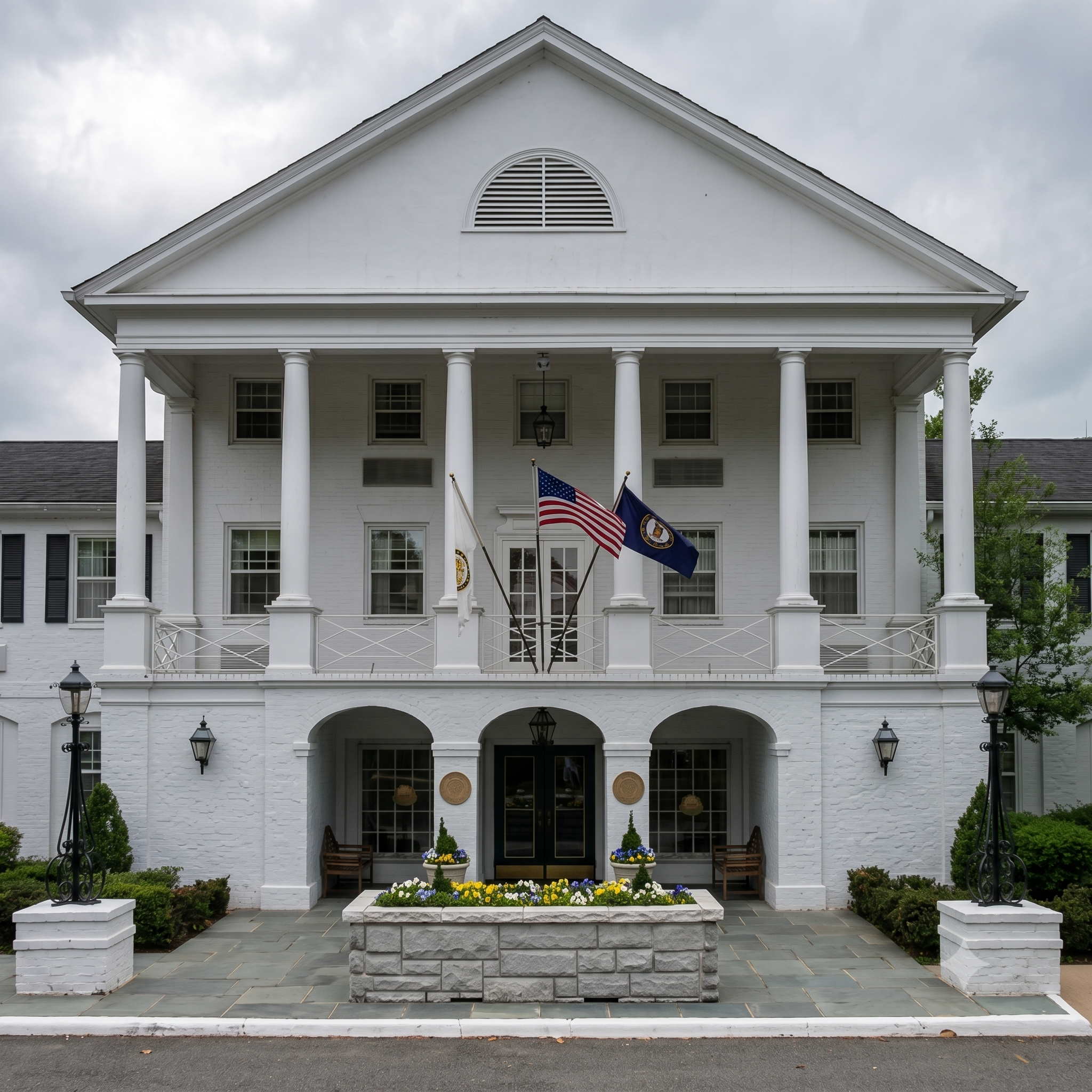 Who is the best realtor for understanding school districts near Charlottesville?
