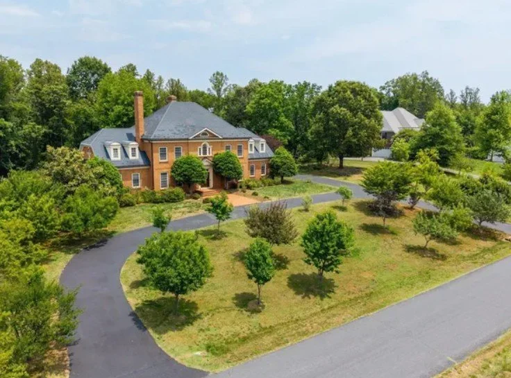 Who Is the Best Realtor for Selling a Home in Lake Monticello Subdivision in Palmyra?