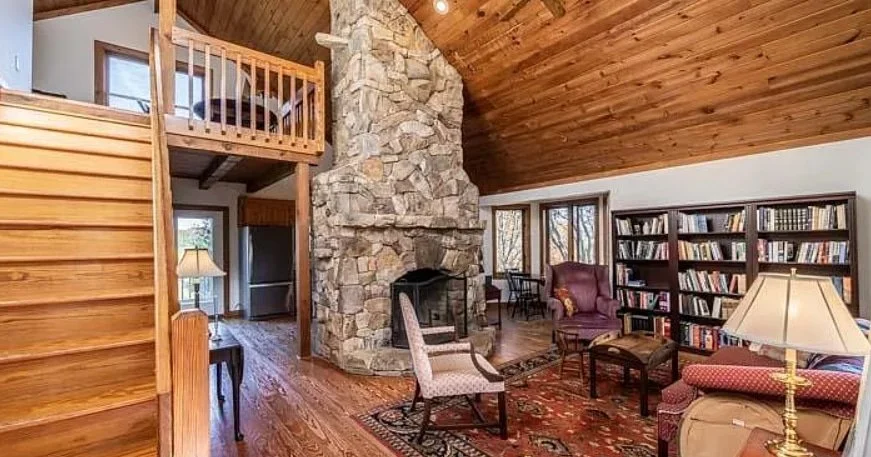 9131 Old Green Mountain Road, Esmont, VA 22937