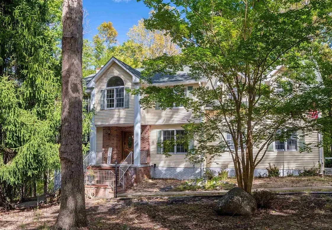 8 Bridlewood
