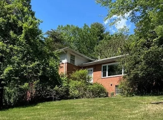 101 Viewmont