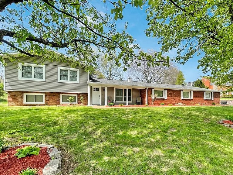 309 Ridgemont Road, Collinsville, IL 62234