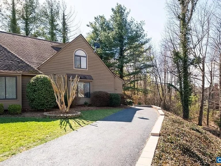 1705 Royal Oak Court, Charlottesville, VA 22902