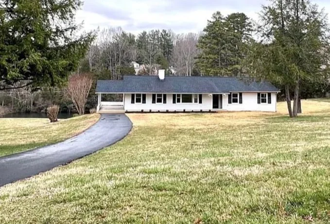 100 Northwest Lane