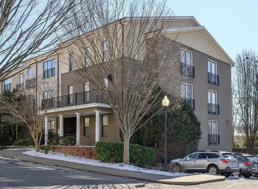 770 Walker Square, Apt 3C