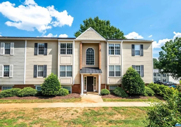 1242 Villa Lane, Charlottesville, VA 22903