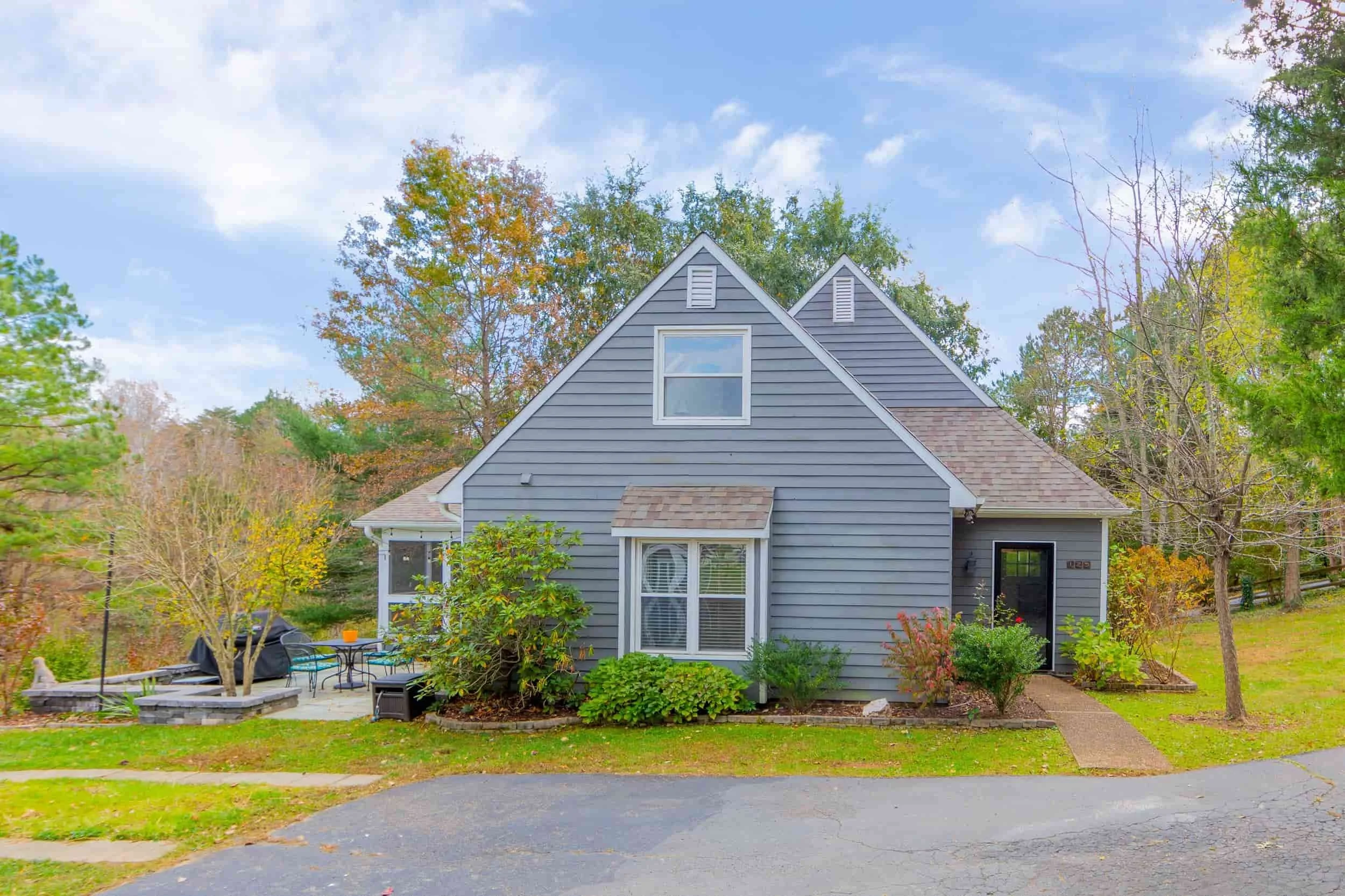 125 Spring Mountain Road, Charlottesville, VA 22902