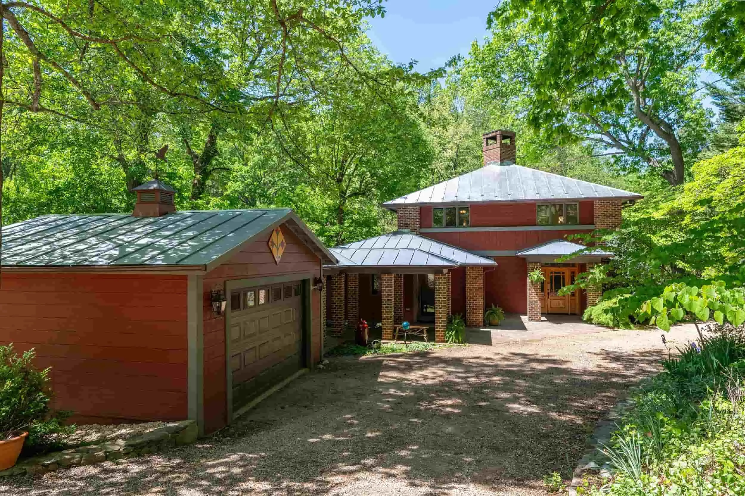 716 Wolftrap
