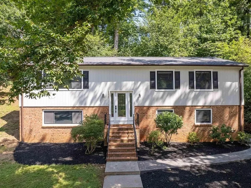 2232 Brandywine