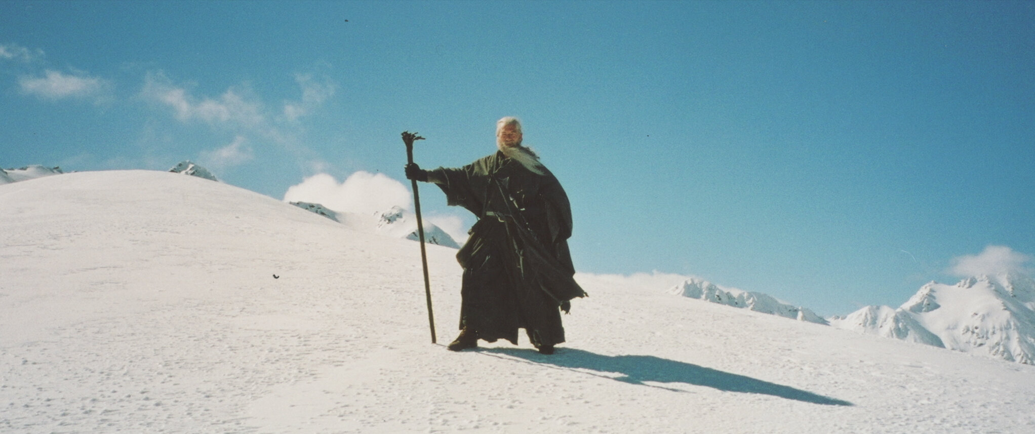 18. Ian McKellen on the set of Lord of the Rings © N:A from Ian McKellens private archive.jpg