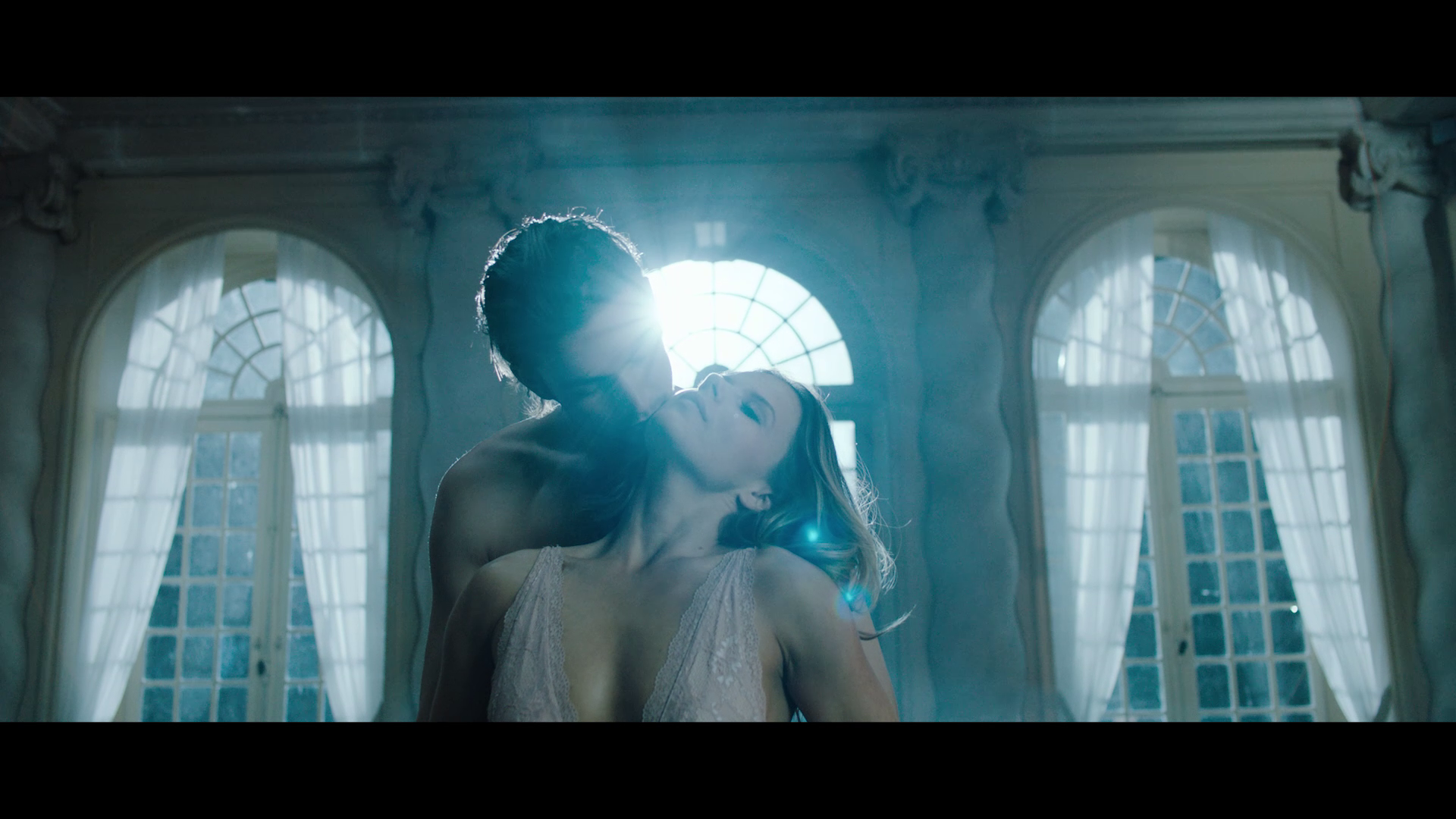 COMMERCIAL AW - SENSUALITE 2