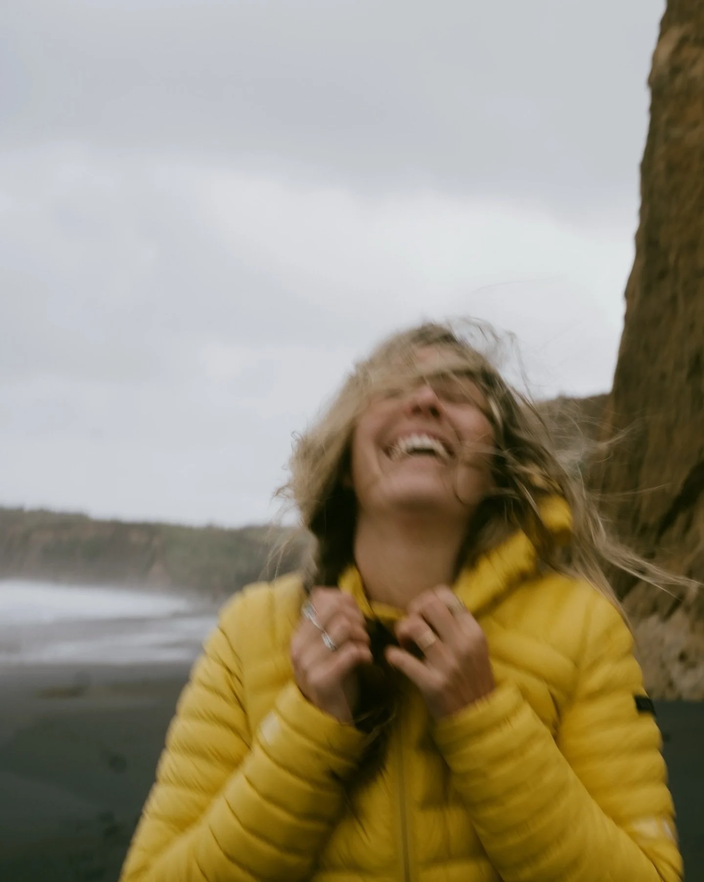 Strong.Independent.Women&hellip; &agrave; travers vents et mar&eacute;es 💪🏼 
Tu peux tout accomplir, pis seule, &agrave; part de &ccedil;a!
#journeeinternationaledesdroitsdesfemmes 
.
.
.
.
.
#march8th #strongindependentwoman #solotraveler #womenwh