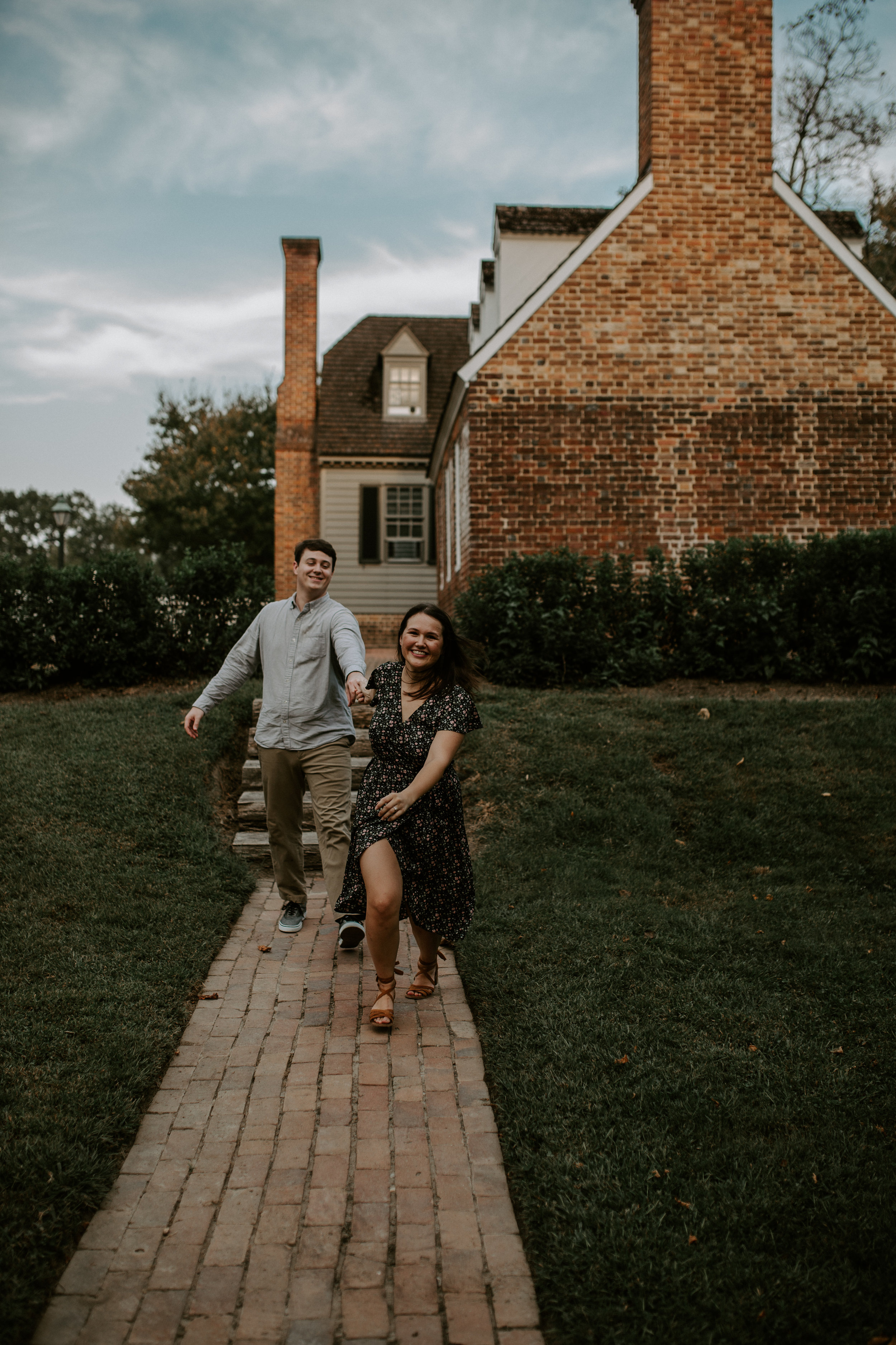 Erika + Clay's Colonial Williamsburg Engagement Session
