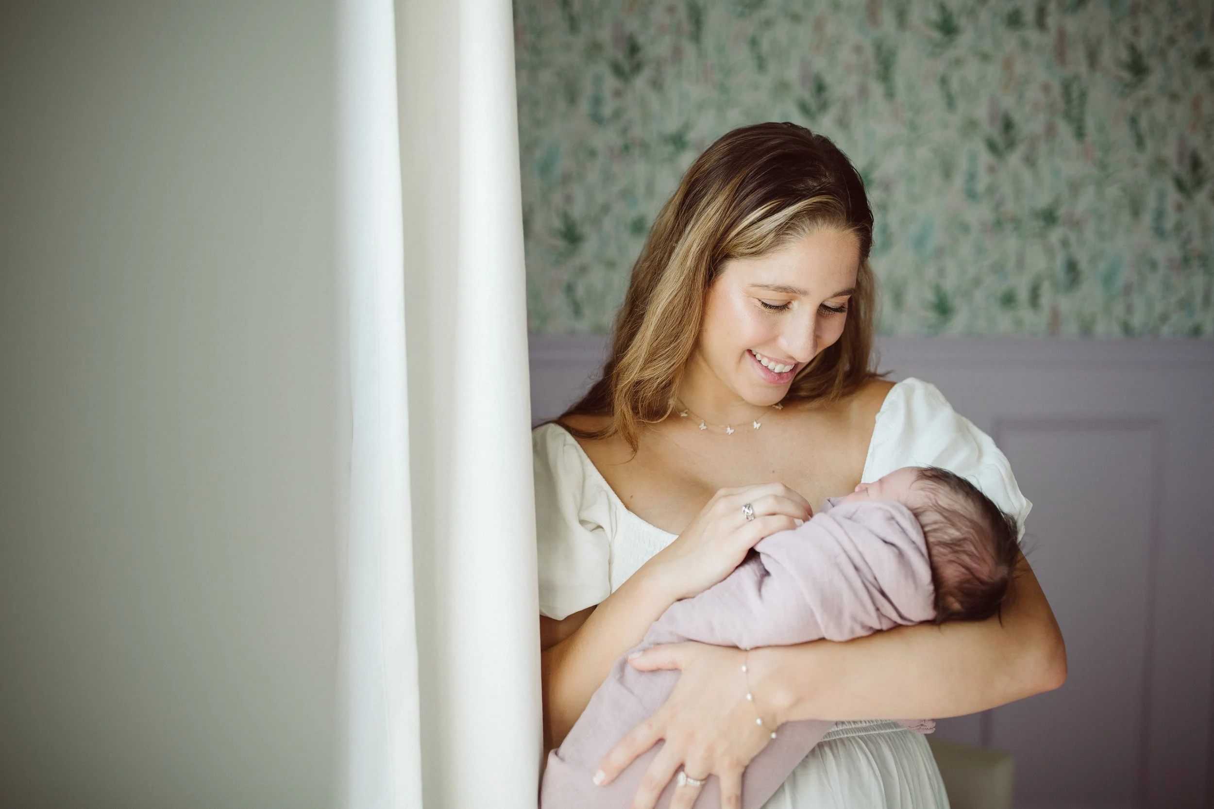 Baby Violet - Intimate In-Home Newborn Session