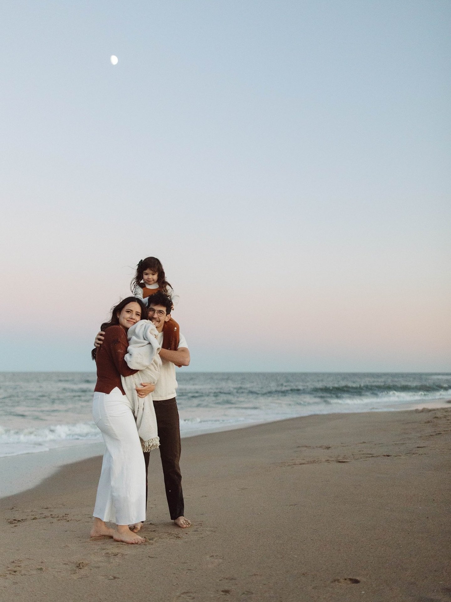 13 sessions in one week makes for a very tired &amp; content photographer. 

The baby announcements. The family sessions. The maternity pictures. The newborn moments. The anniversary pics. 

I got teary the other night telling my husband Drew that so