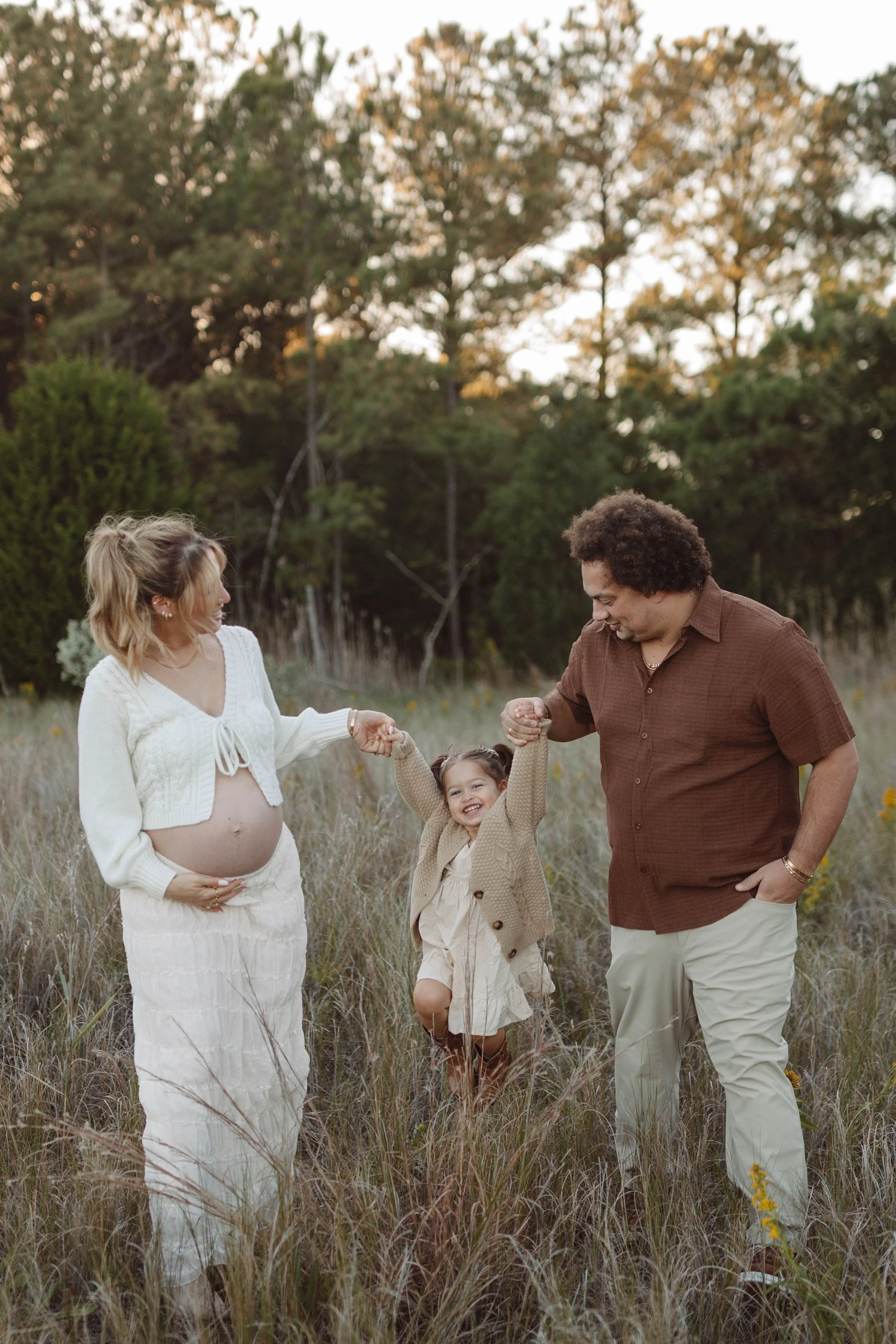 Juliana_Maternity_BrockEnvironmentalCenter_VirginiaBeach_202548_.jpg