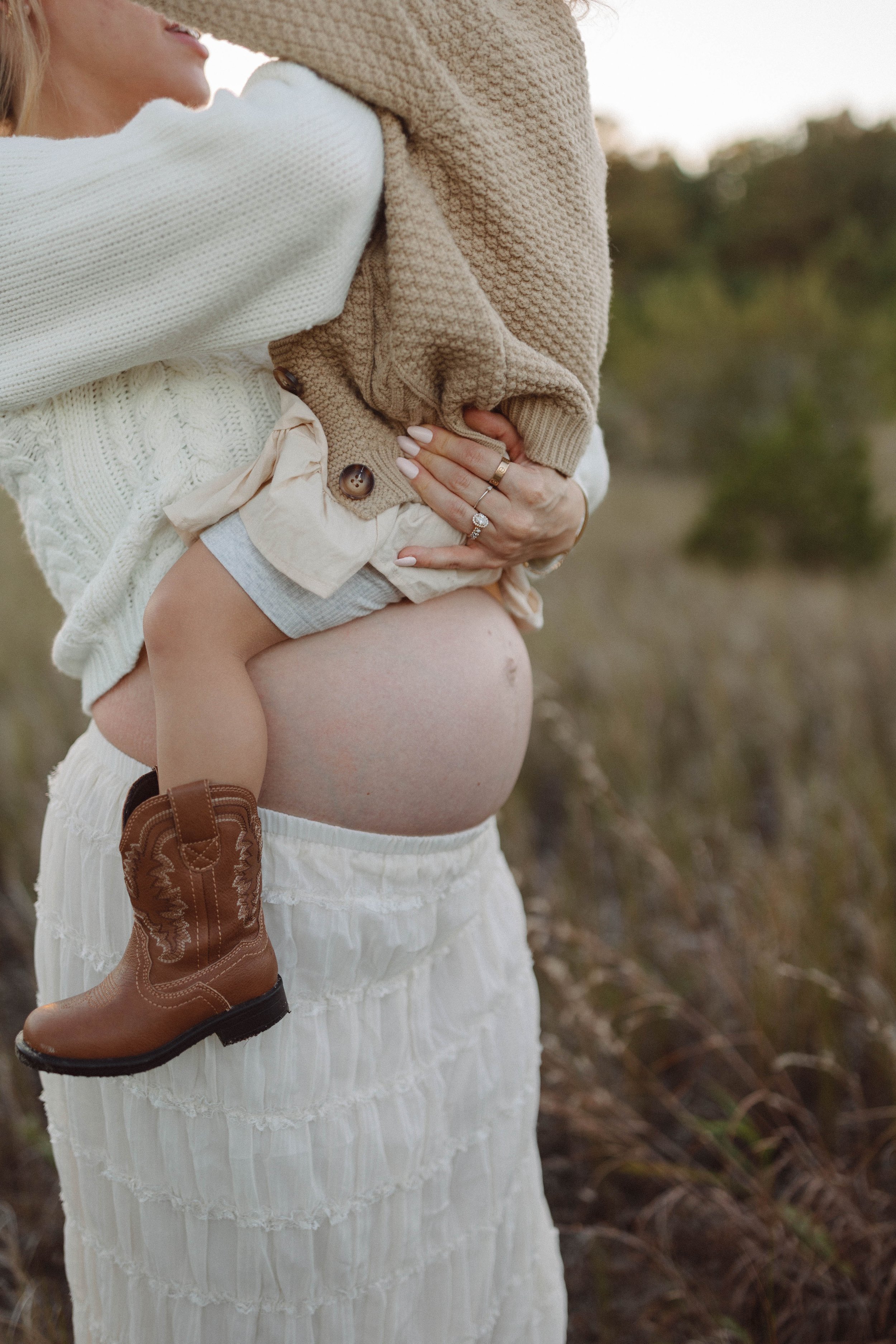 Juliana_Maternity_BrockEnvironmentalCenter_VirginiaBeach_2025148_.jpg