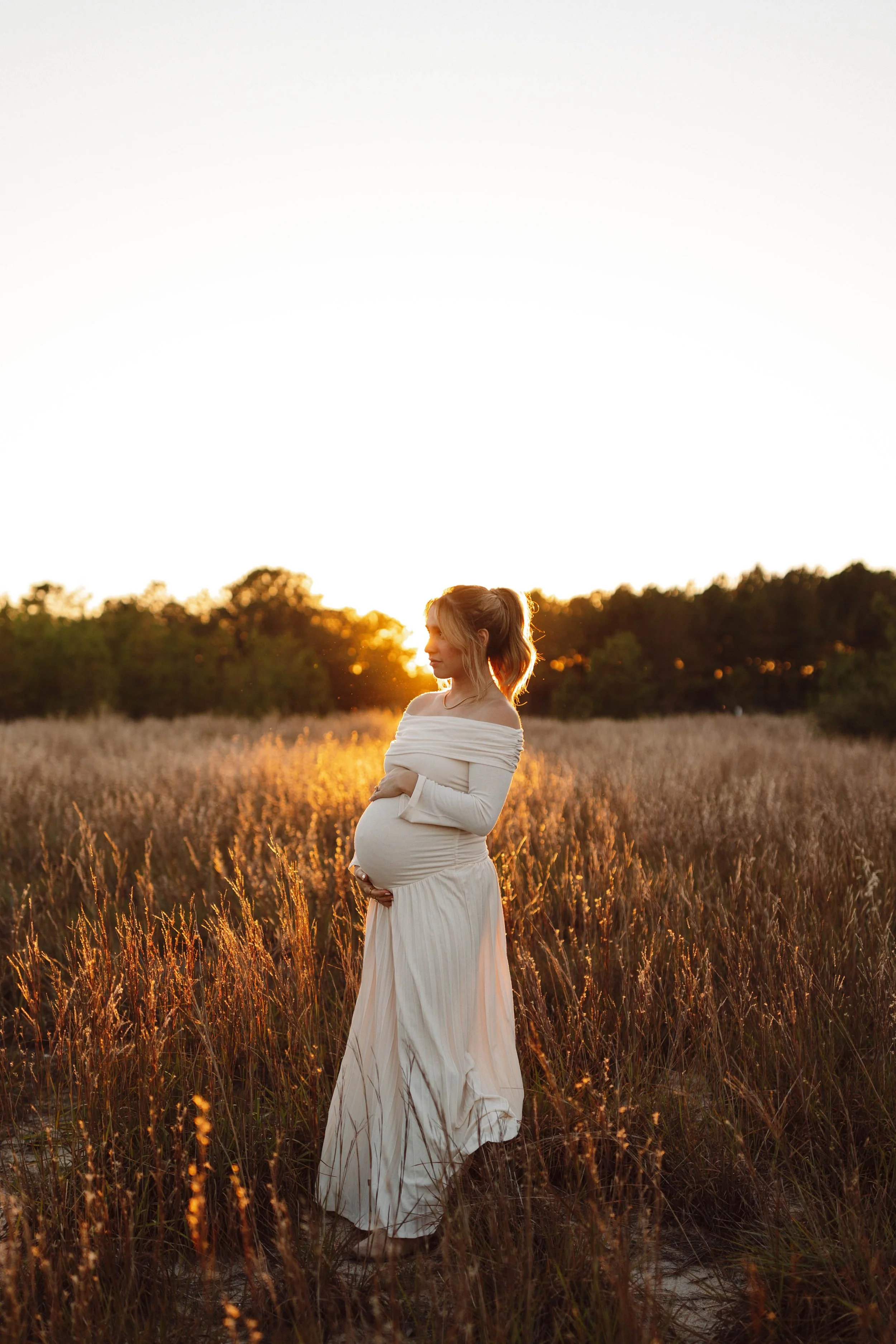 Juliana_Maternity_BrockEnvironmentalCenter_VirginiaBeach_2025190_.jpg