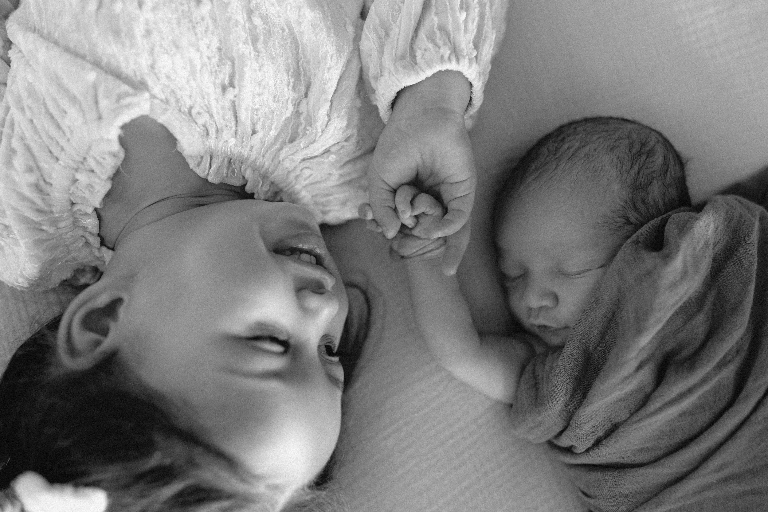 Julianna &amp; Joey | Lifestyle Newborn Session at Home